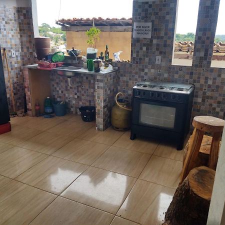 Hostel Das Trilhas เลนโซยส์ ภายนอก รูปภาพ